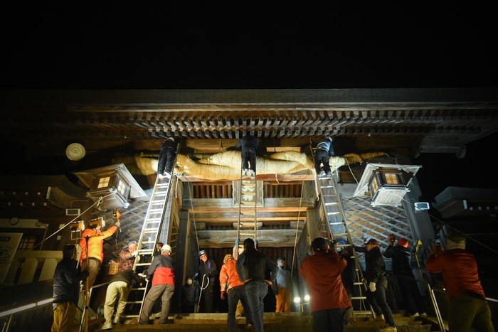 注連縄付け替え