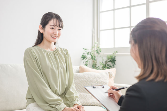 賢明な人ほど、相談所を選ぶ時代。婚活のスタートに相談所を。