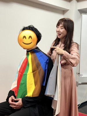 パーソナルカラー診断の様子