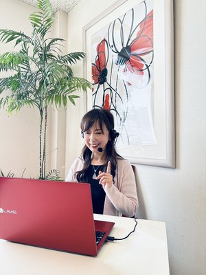 サロンに設置されたオンラインブース